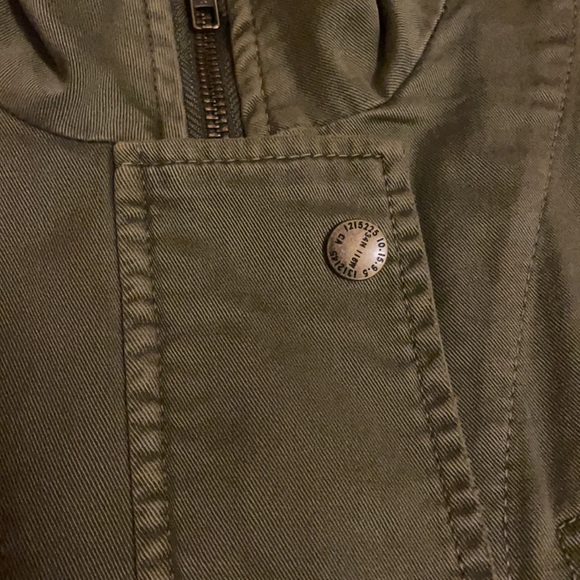 Current Elliot Kilotary Vest - Picture 8 of 13